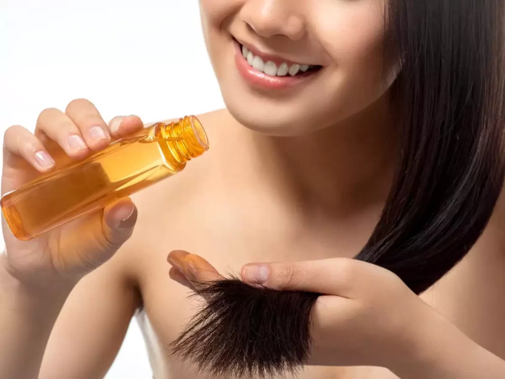 3 Miraculous hair oils, here are benefits, forms and uses 6 3 Miraculous hair oils, here are benefits, forms and uses - The Monk