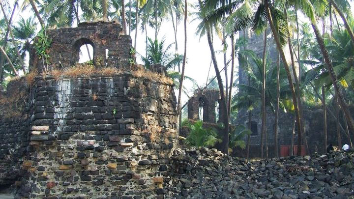 When the first Russian traveler to India was asked to change his religion 9 Remains of Chaul Port