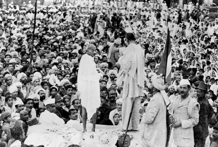Gandhi had visited Khyber Pakhtunkhwa province in 1938 with 'Border Gandhi'. They also went to Peshawar, Bannu and Mardan