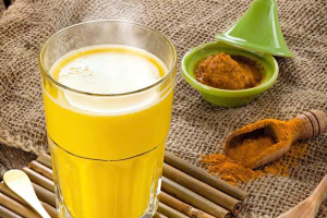 Turmeric Milk Benefits: Help in Weight Loss and Cancer Prevention Golden Milk