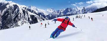 Summer Vacation 2023: These places are perfect for spending holidays with family. 5 Auli in summer vacations
