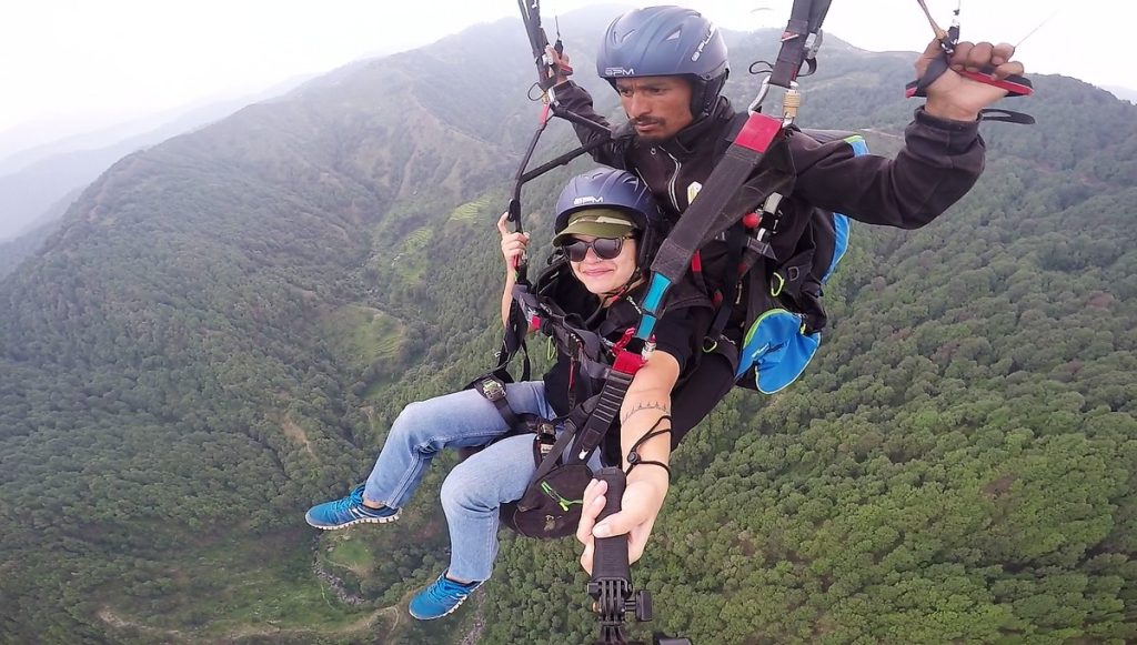 paragliding in bir billing