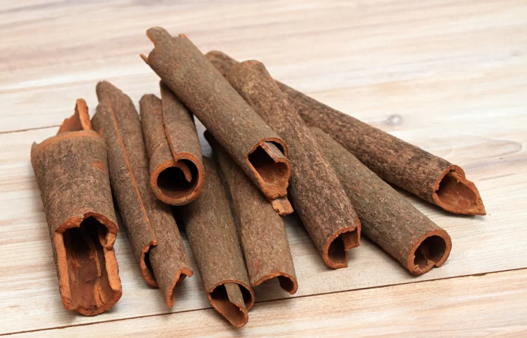 You must have never heard of such benefits of garlic-cinnamon tea, consume it like this... 5 cinnamon