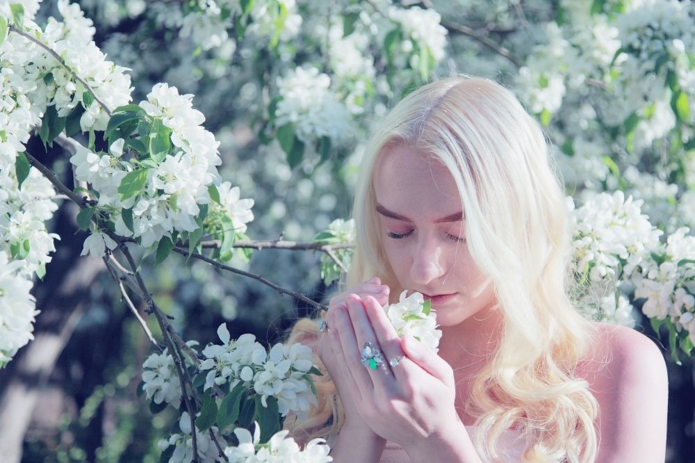Benefits of essential oils 7 essential oils for stress and anxiety
