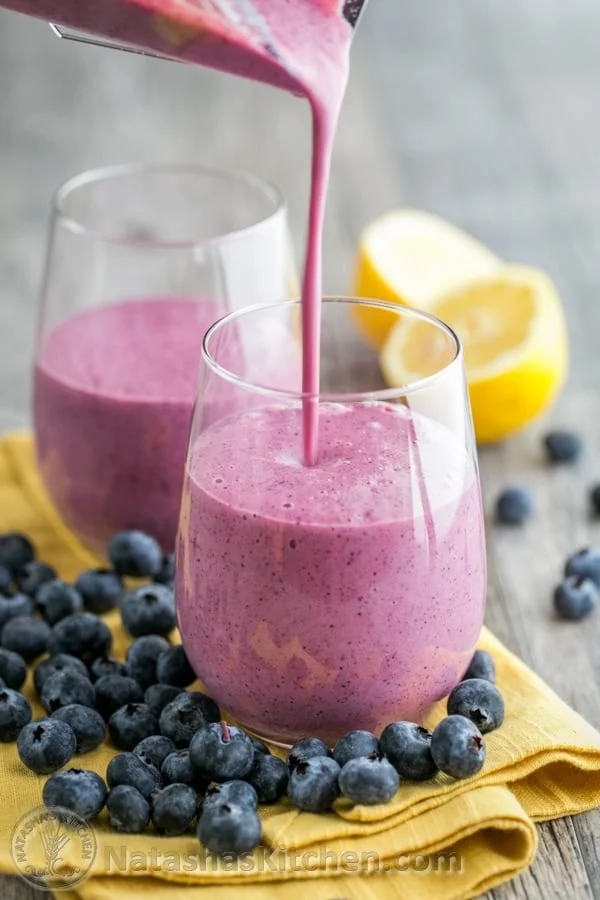 blueberry smoothie