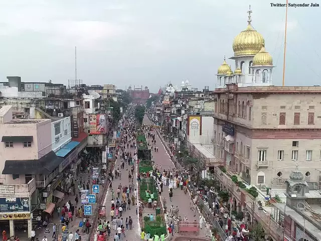 tourist places in Delhi(chandni chownk)