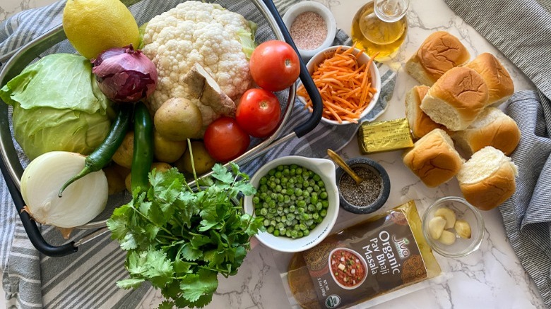 Make this juicy Pav Bhaji with this simple recipe 3 recipe to make pav bhaji at home