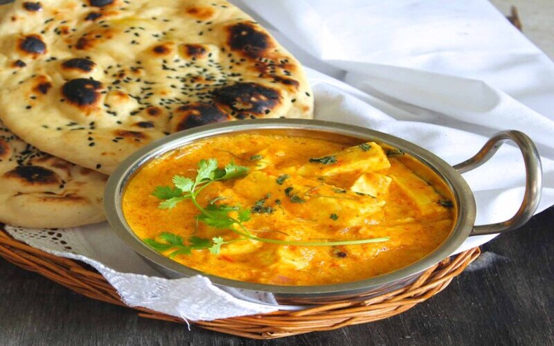Make this drooling recipe of Paneer Butter Masala