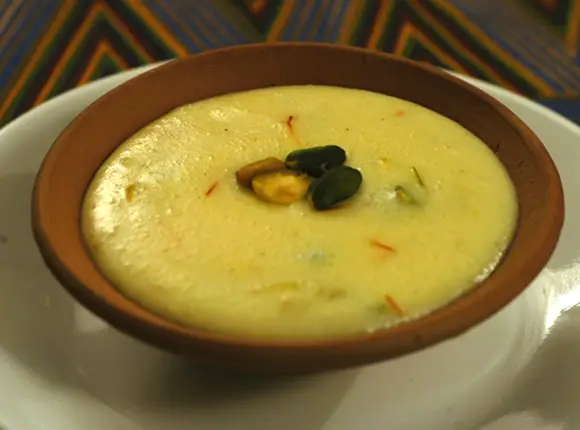 mouth-watering Indian desserts (phirni)