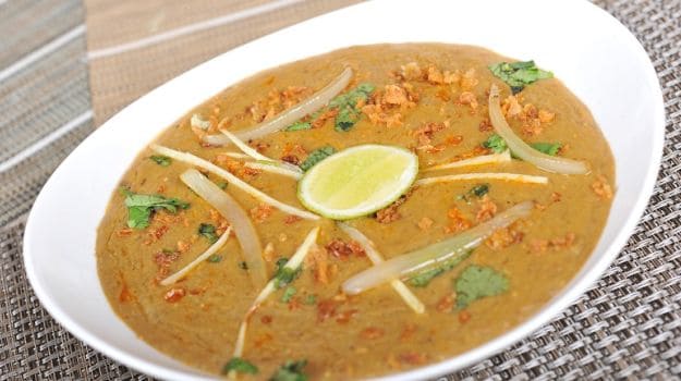 Hyderabadi cuisine: Try these mouthwatering dishes 3 haleem