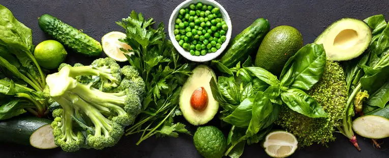 Green Leafy Vegetables to detoxify lungs 