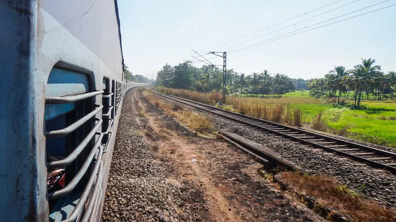 Train travel hacks for hassle free travelling