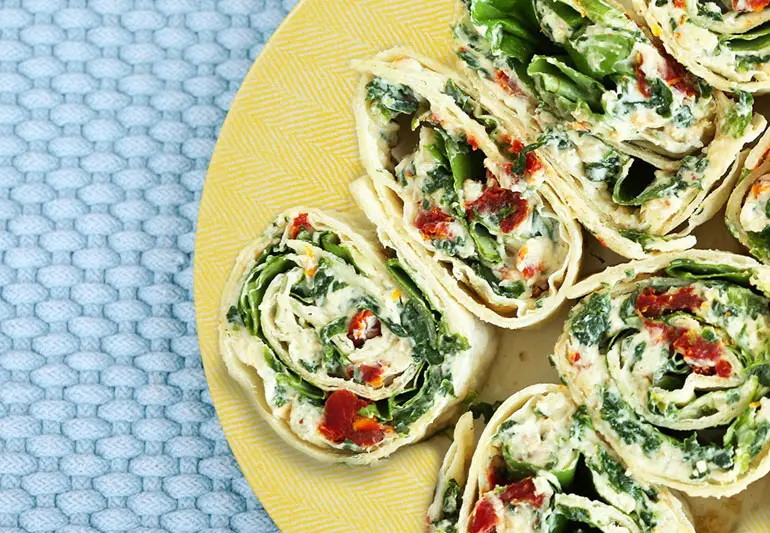 Veggie Pinwheels as healthy snacks for kids 