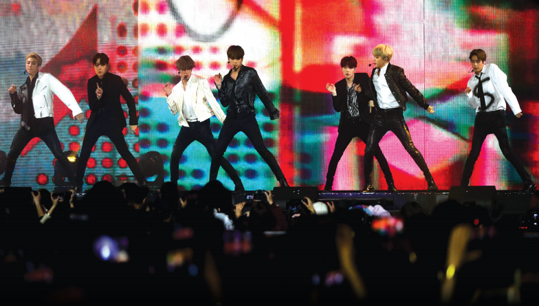 South Korea: Discovering the Enchanting Tourism and Culture 16 Hallyu (Korean Wave) Experience
