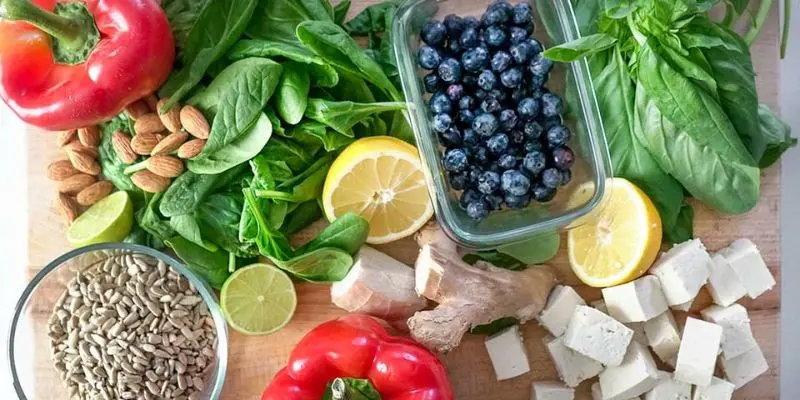 Gut Health: A Comprehensive Guide for Digestive Wellness 7 Importance of a Balanced Diet