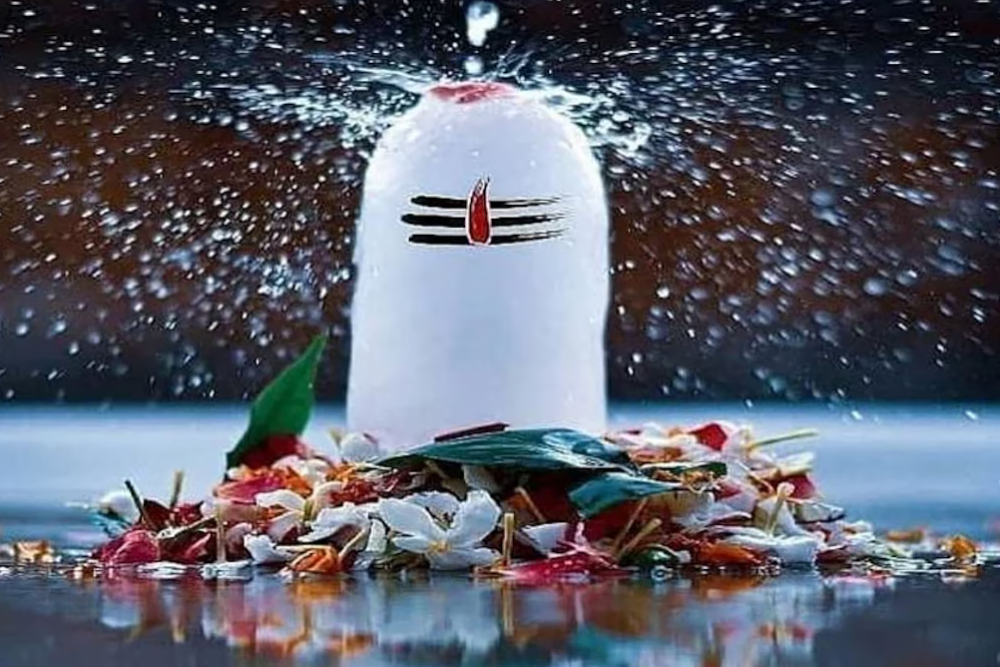 Sawan Keep these things in mind while worshiping Shivling