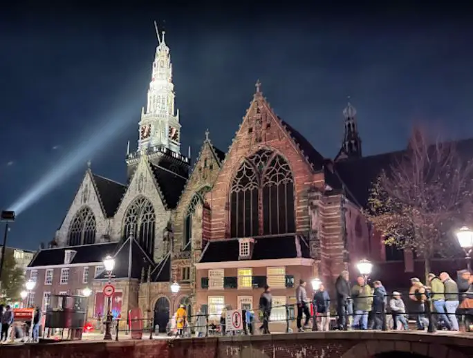 Historical Significance and Landmarks and Amsterdam Tourism