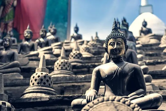 Tourism of Colombo: Exploring History, and Vibrant Experiences 8 Gangaramaya Temple