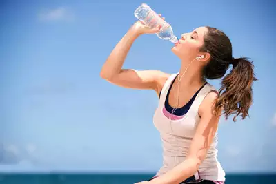 Hydration: The Foundation of Recovery from food poisoning 