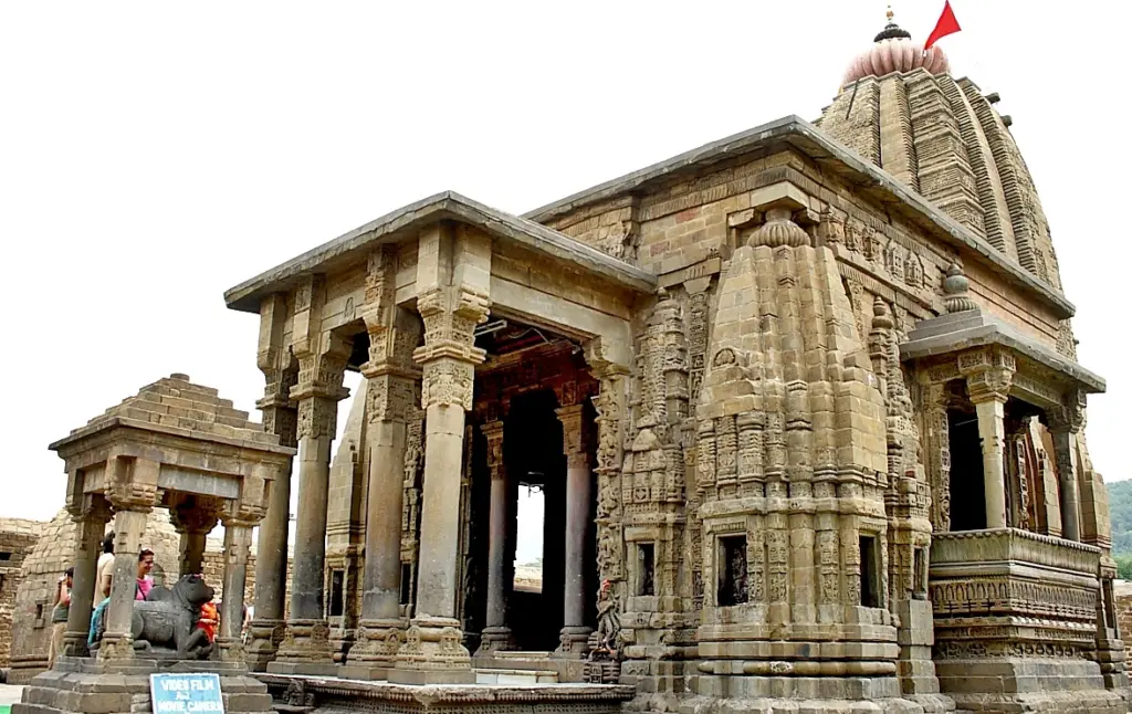Baijnath Temple: Unveiling Hidden Tales and Mysteries of this Enchanting Destination!