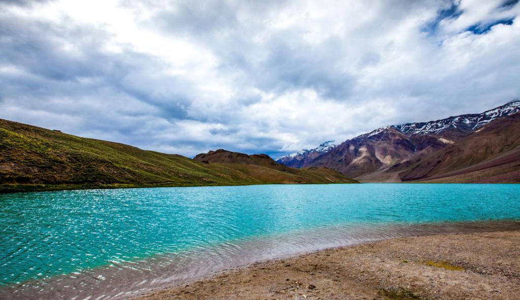 Chandratal Lake: Discover the Stunning Hidden Gem in the Himalayas - The Monk