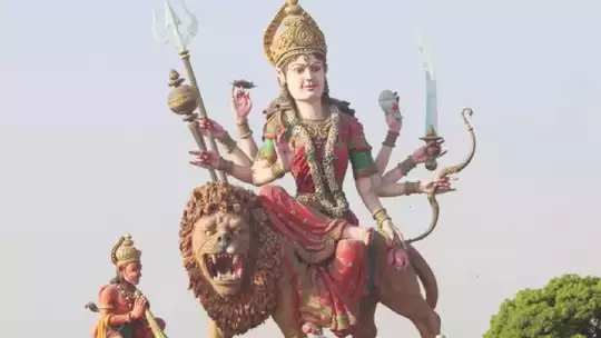 Vaishno Devi Dham in Vrindavan: A Must-Visit for Navratri Darshan If You Can’t Go to Katra! 7 Vaishno Devi Dham in Vrindavan: A Must-Visit for Navratri Darshan If You Can’t Go to Katra! - The Monk