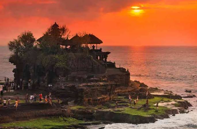 Tanah Lot Bali Temple: Importance and Mystery of A Travel Guide 5 Tanah Lot Bali Temple