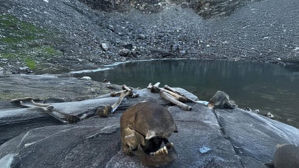 Roopkund Lake: The site of mysterious skeletons 6 Roopkund Lake