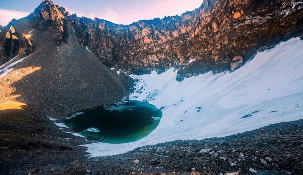 Roopkund Lake: The site of mysterious skeletons 12 Scientific Viewpoint and Remaining Mystery