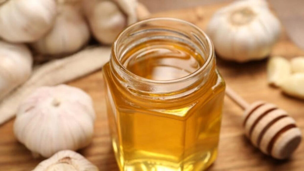 5 Banana Peel Face Packs That Will Make Your Skin Glow Like Never Before 6 Banana Peel Face Packs