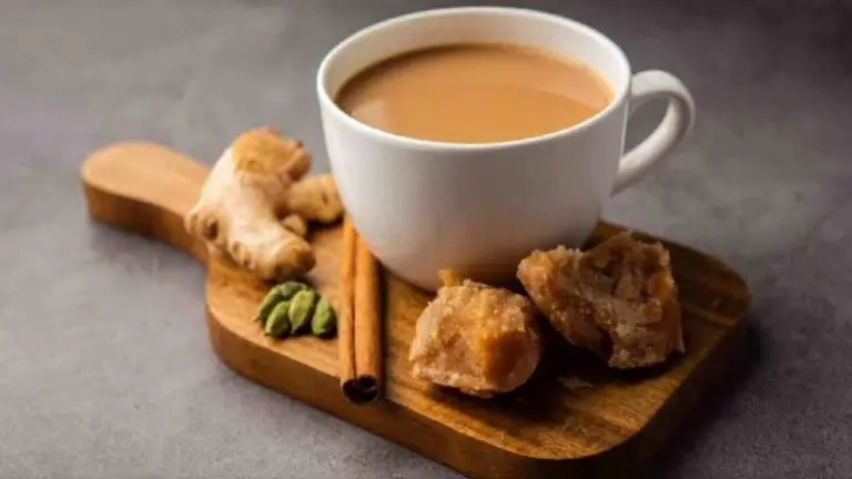 What’s The Right Way To Make Jaggery Tea? Follow These Easy Tips