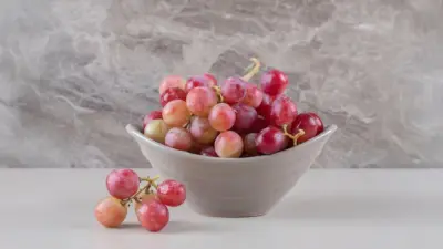 Benefits of Eating Red Grapes