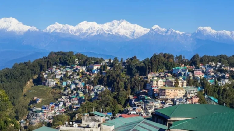 Unveiling the True Meaning of Kashmir: Discover How ‘Heaven on Earth’ Earned Its Enchanting Name