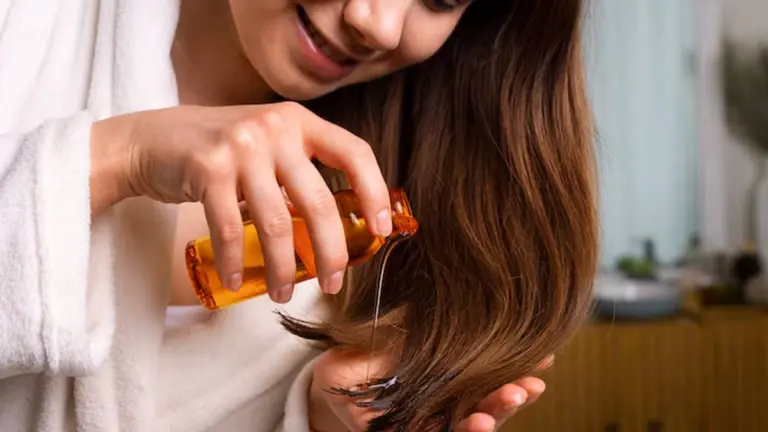 How To Apply Hair Oil The Right Way Expert Tips Inside