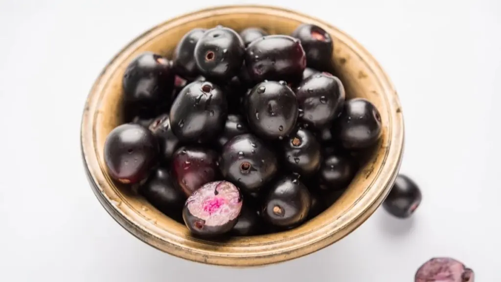 Monsoon Fruits in India