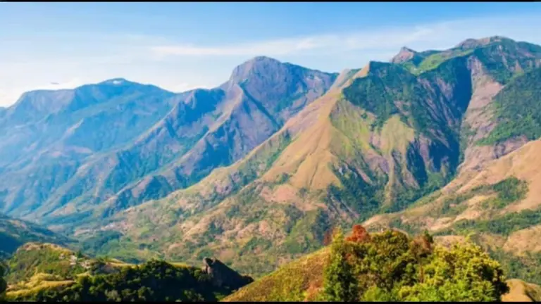 7 Best Monsoon Treks in Karnataka You Shouldn’t Miss