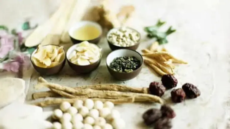 5 Chinese Herbs That Can Help Regrow Hair On Bald Patches