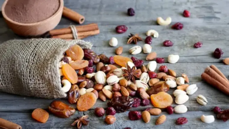 5 Dry Nuts to Eat Daily That Help with Common Health Issues